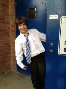 Hey mama, i'm waiting for you. 